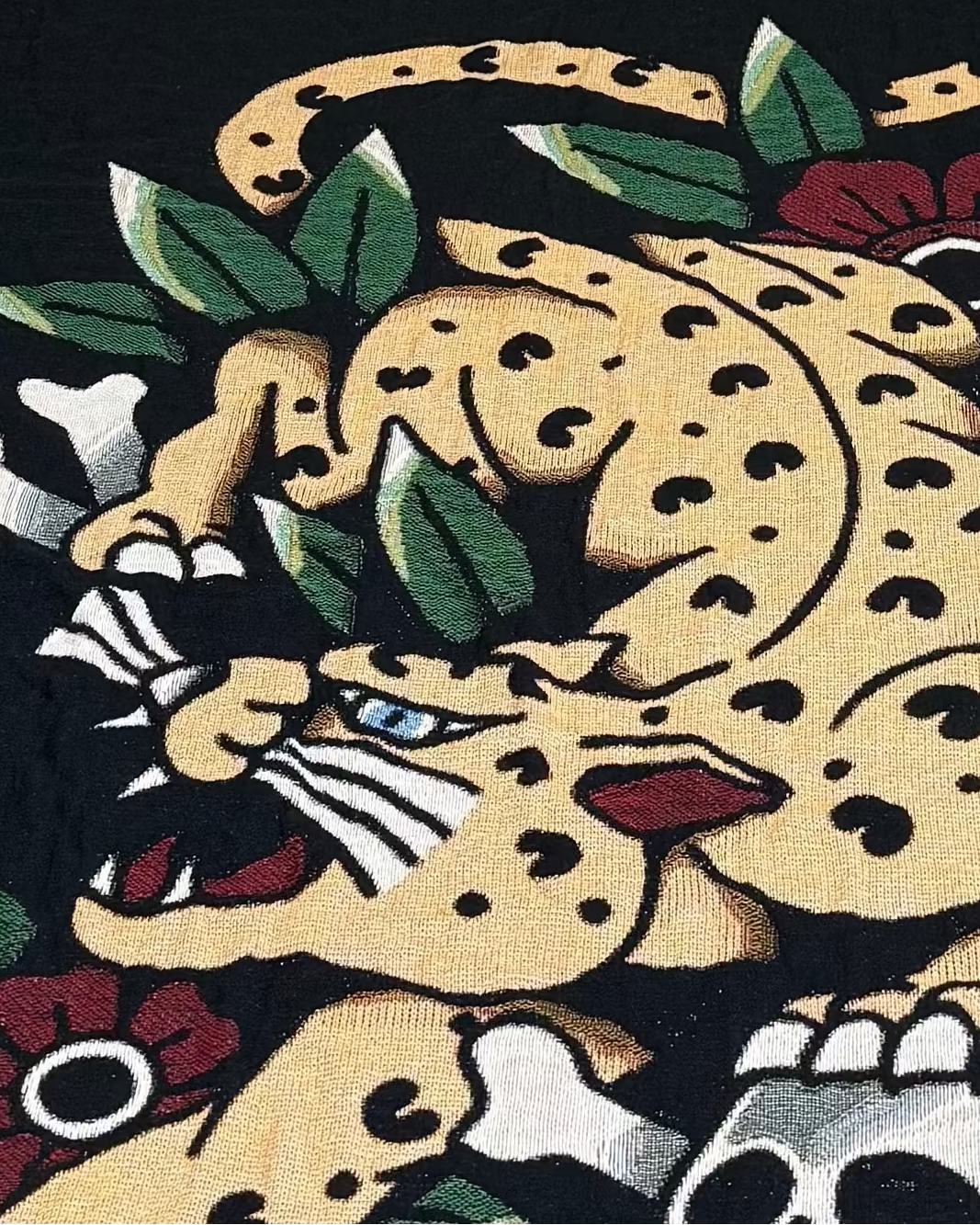 LEOPARD TRADITIONAL TATTOO WOVEN TAPESTRY BLANKET